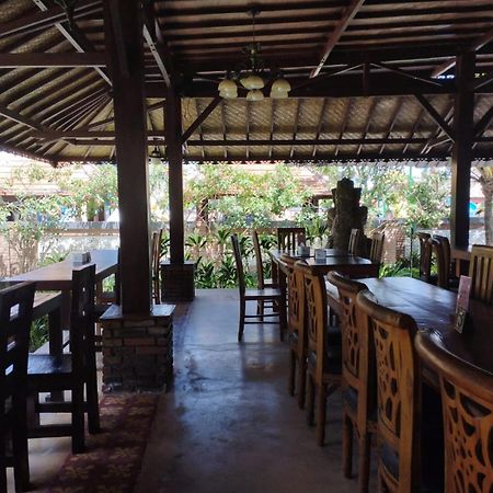 Kartika Dahayu Private Pool Villas Sukawati Exteriör bild